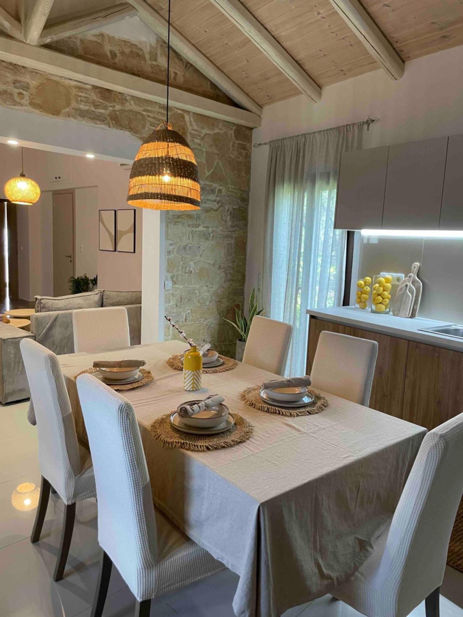 Villa Aspasia With Private Jacuzzi - Oasis Resort Kokkinos Pirgos Exteriör bild